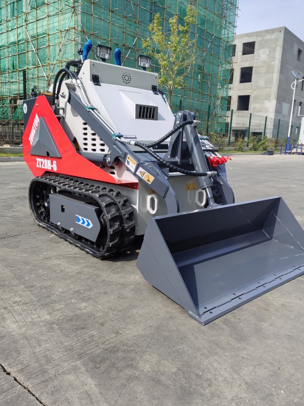 滑移裝載機(jī)